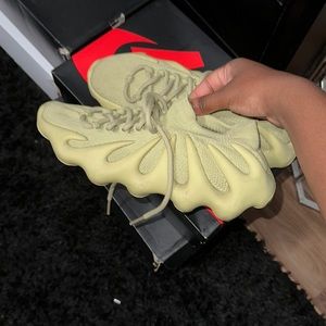 YEEZY 450